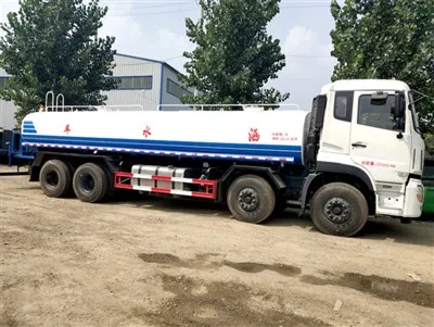 Как пръскачните камиони се справят със запушвания в пръскащите тръби?